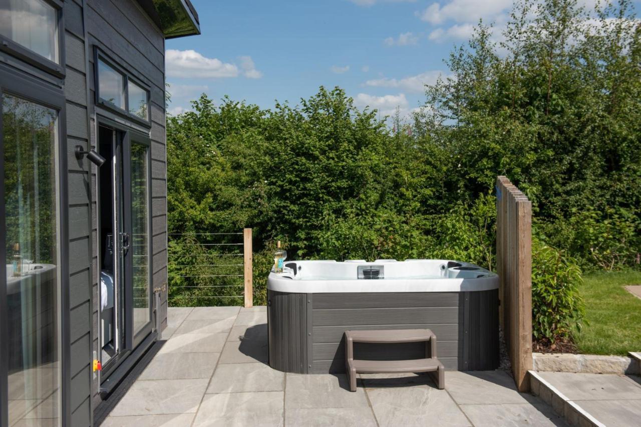 Primrose Lodge, 25 Roadford Lake Lodges Lifton Екстериор снимка